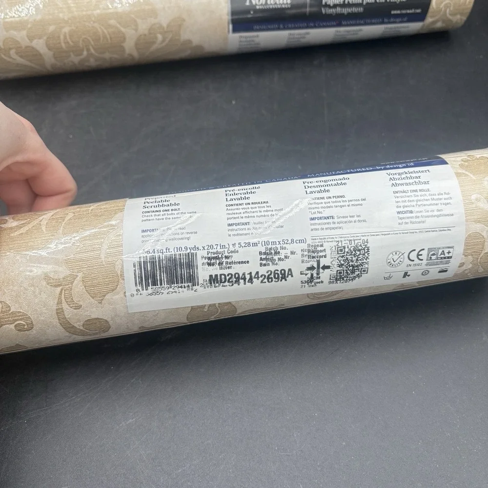 2 Rolls of Vintage Norwall Wallpaper Pre-pasted Golden Design
